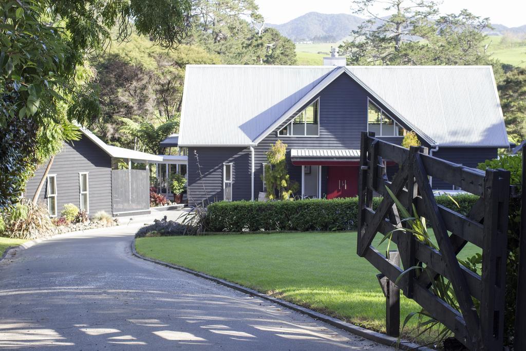River Retreat Haruru Exterior photo